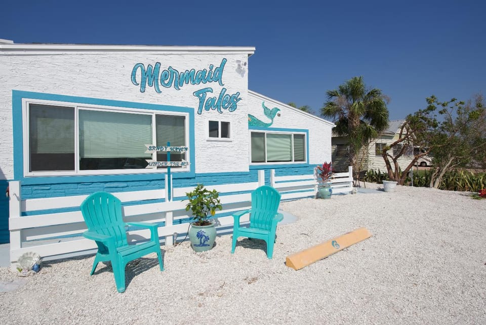 Mermaid Tales 2BR #5 and #6 by Sun Palace Vacations House in Estero Island