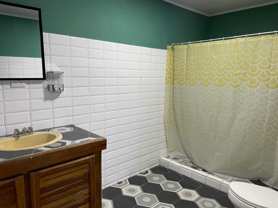 Bathroom, Bath