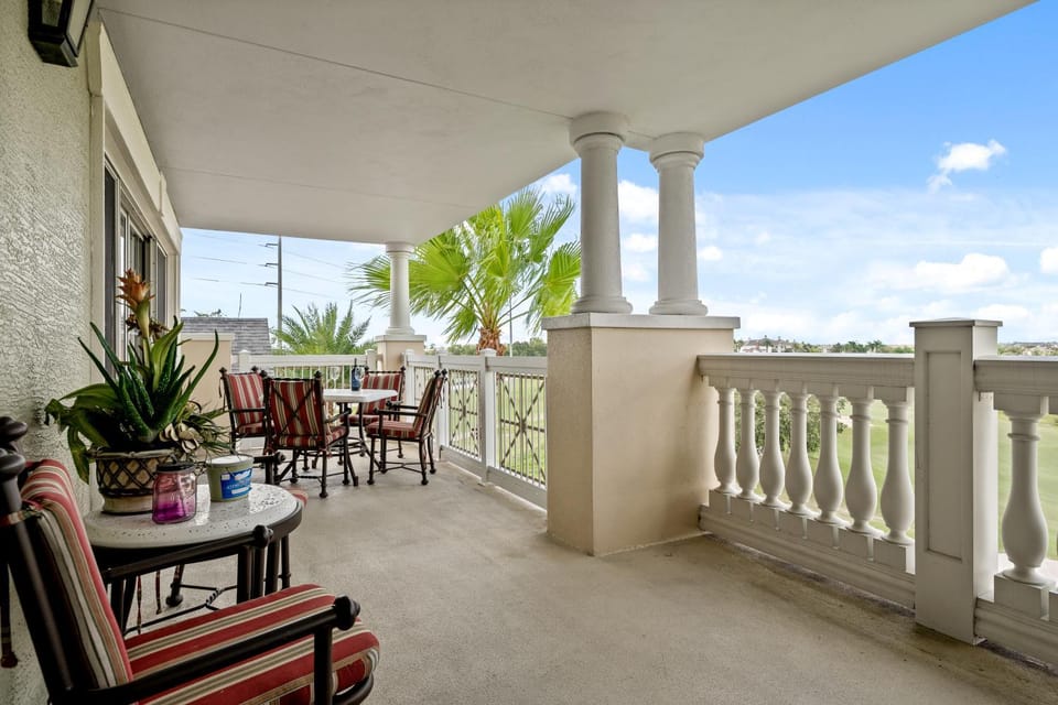 Top Floor Corner Unit Condo with Stunning Golf Views, 054 Apartment in Four Corners