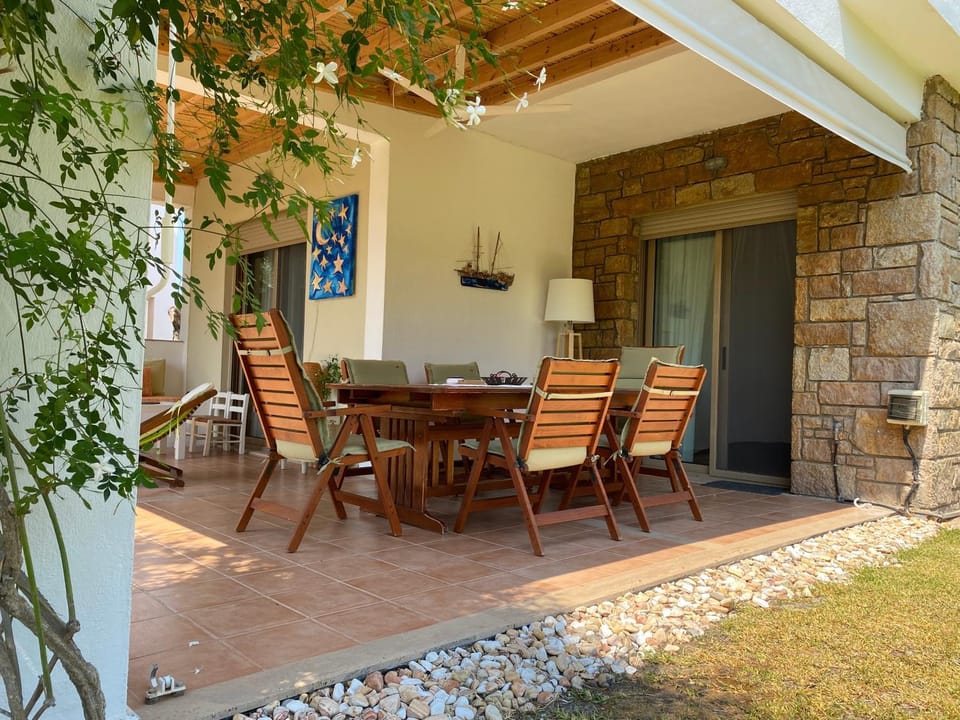 Balcony/Terrace, Dining area