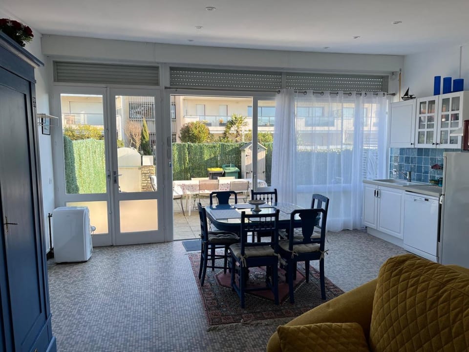 Charmant appartement en rez-de-chaussée à 150m de la plage Apartment in Nouvelle-Aquitaine