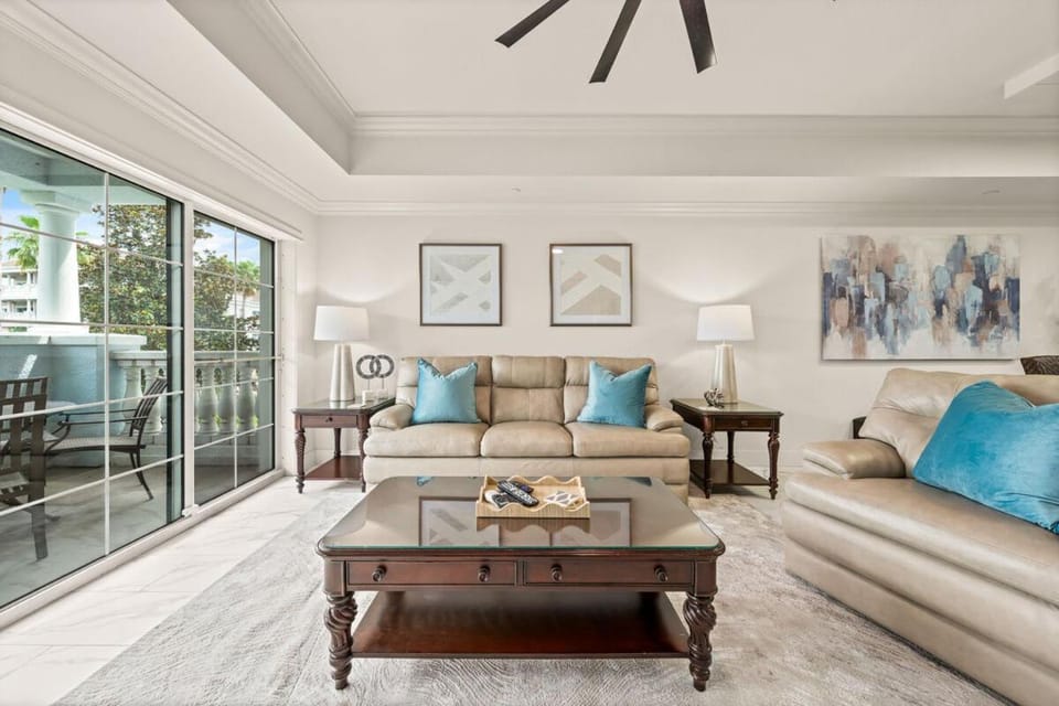 Cabana Delight, 3 bed, 3 bath, Private Balcony, 1048 Apartment in Four Corners