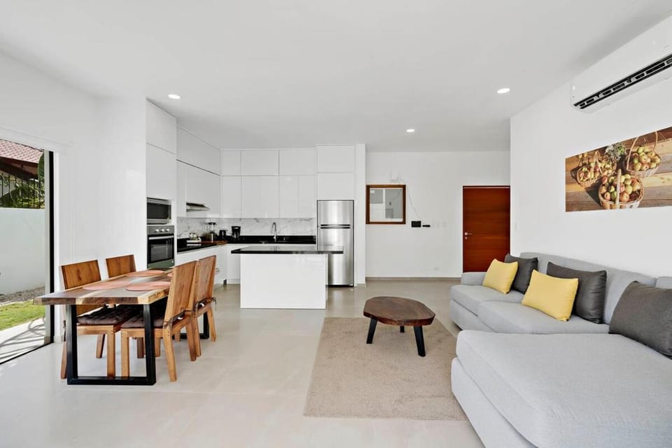 Kitchen or kitchenette, Living room, Dining area, oven, air conditioner