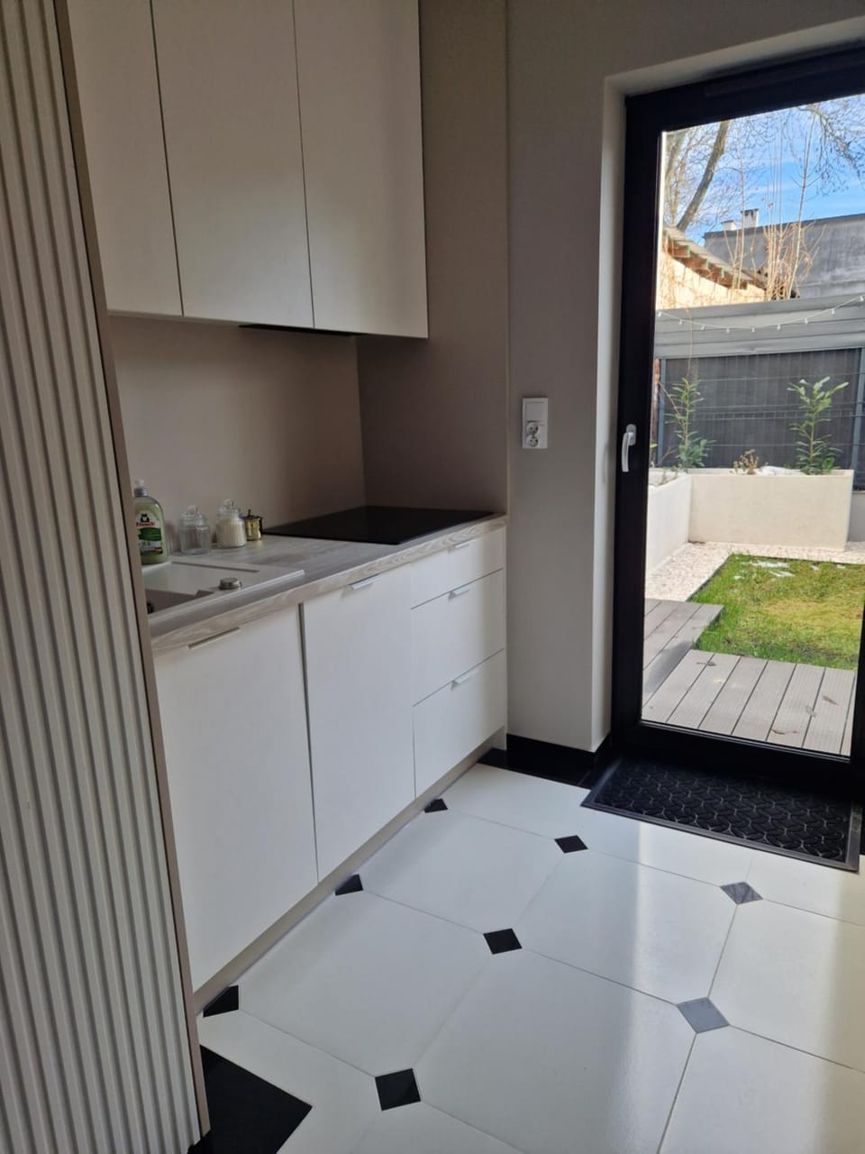 Garden, Kitchen or kitchenette