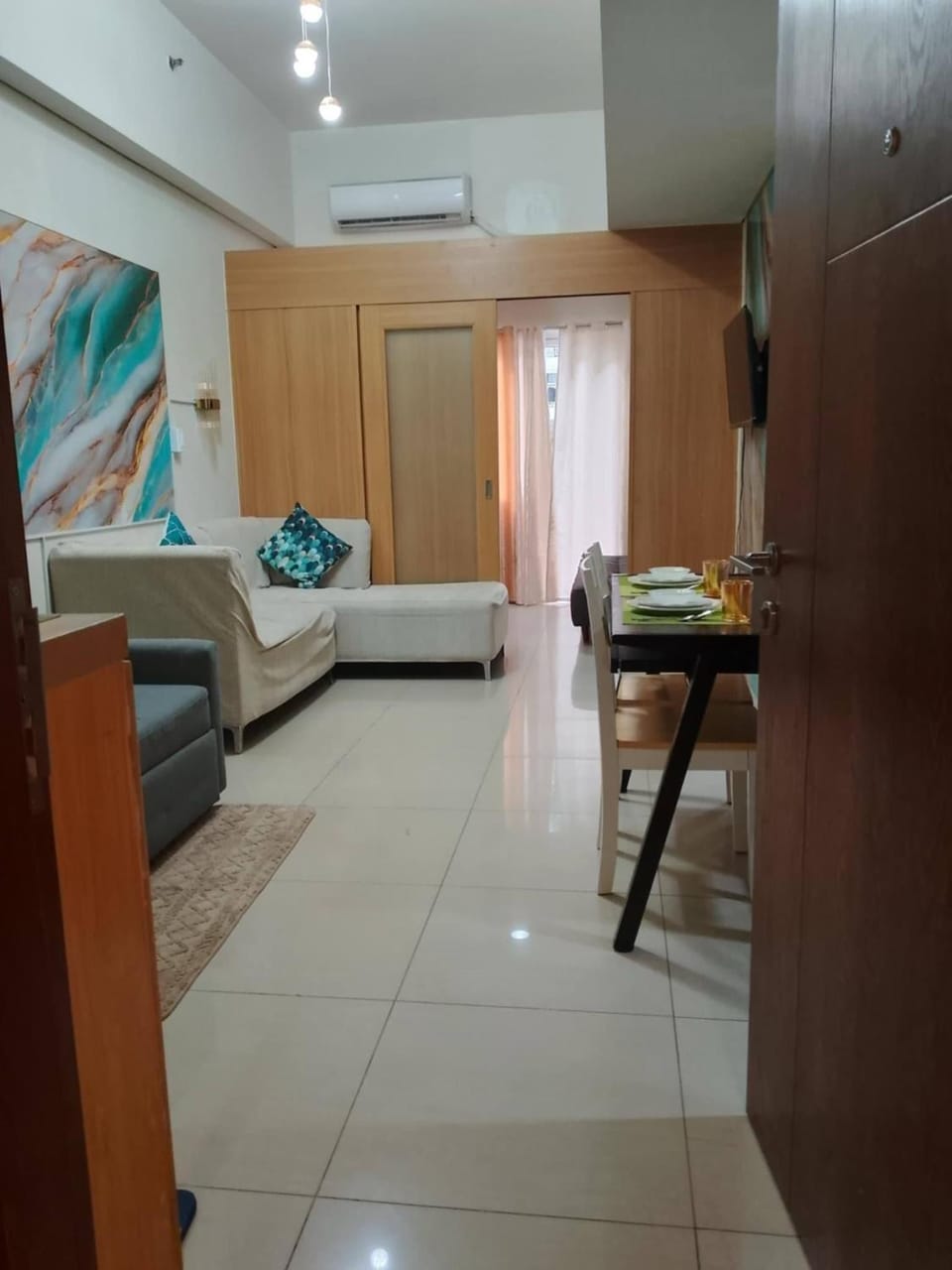 Kys 4 staycation mall of asia Apartment hotel in Pasay