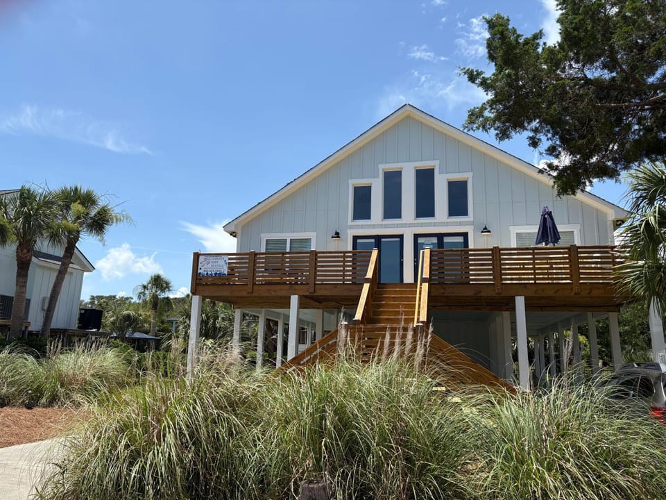 The Lazy Palm House in Edisto Beach