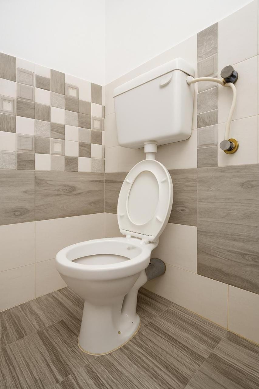 Toilet, Bathroom