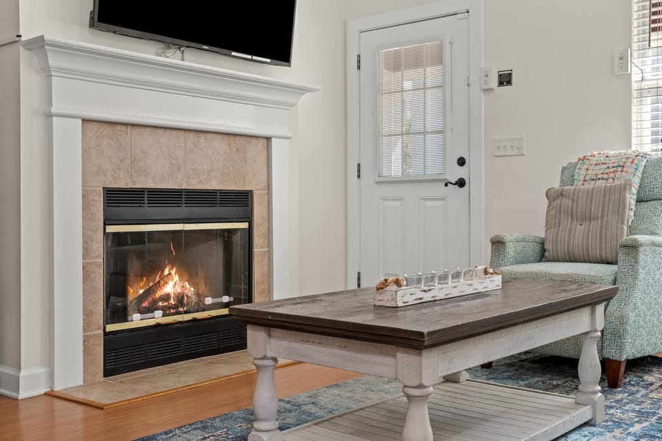 Cobia Casita-Golf Cart and Pool Heat Deals House in Destin