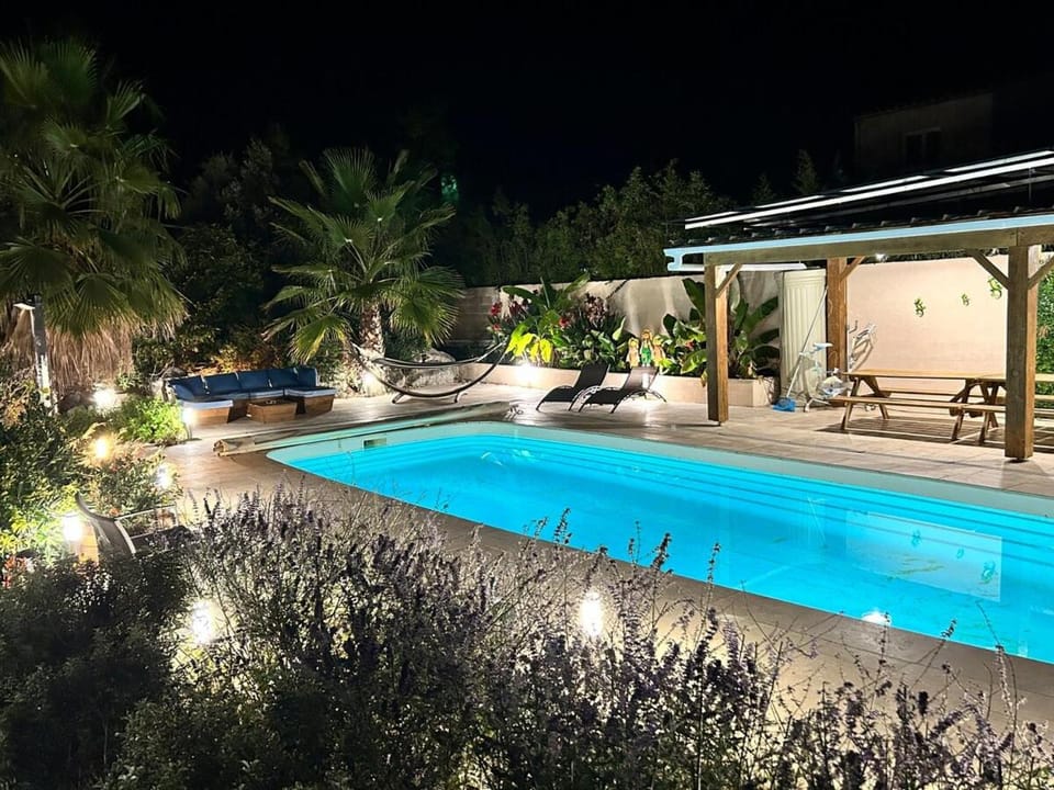 "Le Clos de Pierres" Grande Maison Jusqu'à 28 Pers Sauna Spa Piscine Pétanque Villa in Occitanie