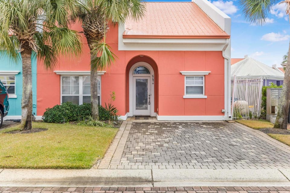 Coral Retreat by Vacation Homes Collection House in Perdido Key