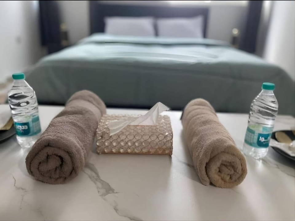 MBZ - Master Room Hostel in Abu Dhabi
