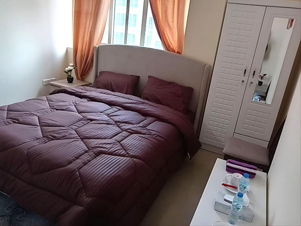 MBZ - Master Room Hostel in Abu Dhabi
