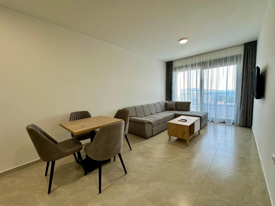 Apartmani Kojić 2 Apartment in Montenegro