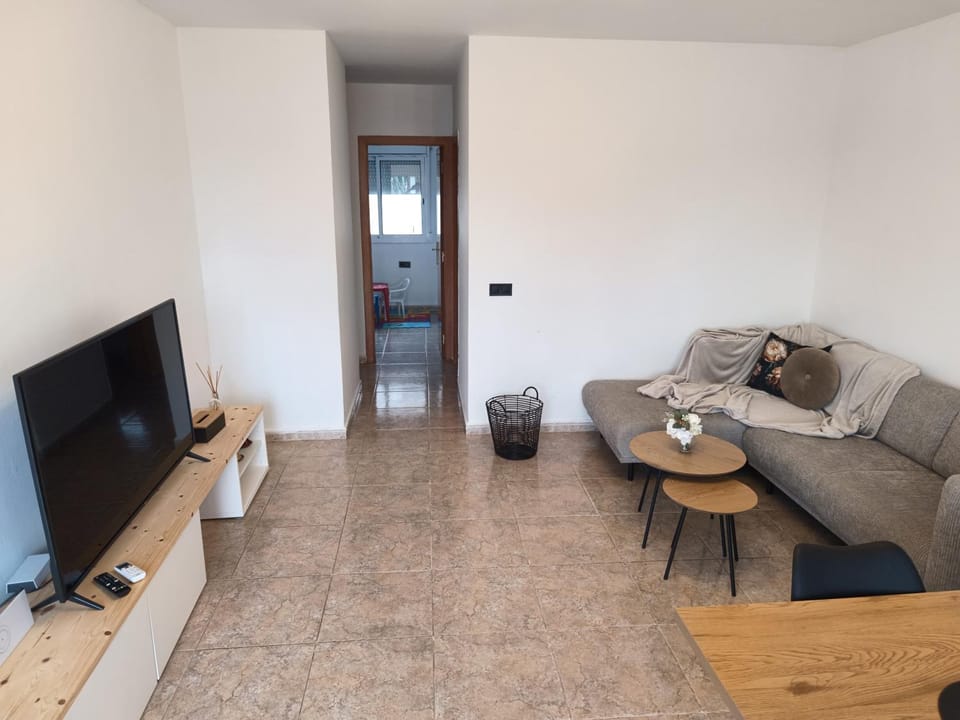 TV and multimedia, Living room, Dining area