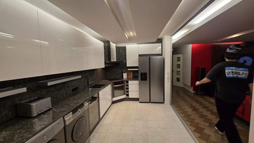 dishwasher, oven, stove