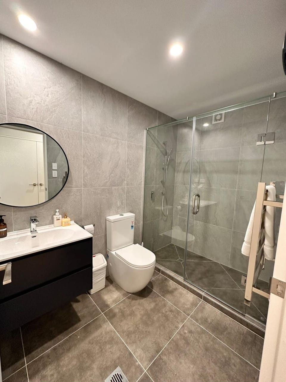 Edge West Home at handy location Apartment in Auckland