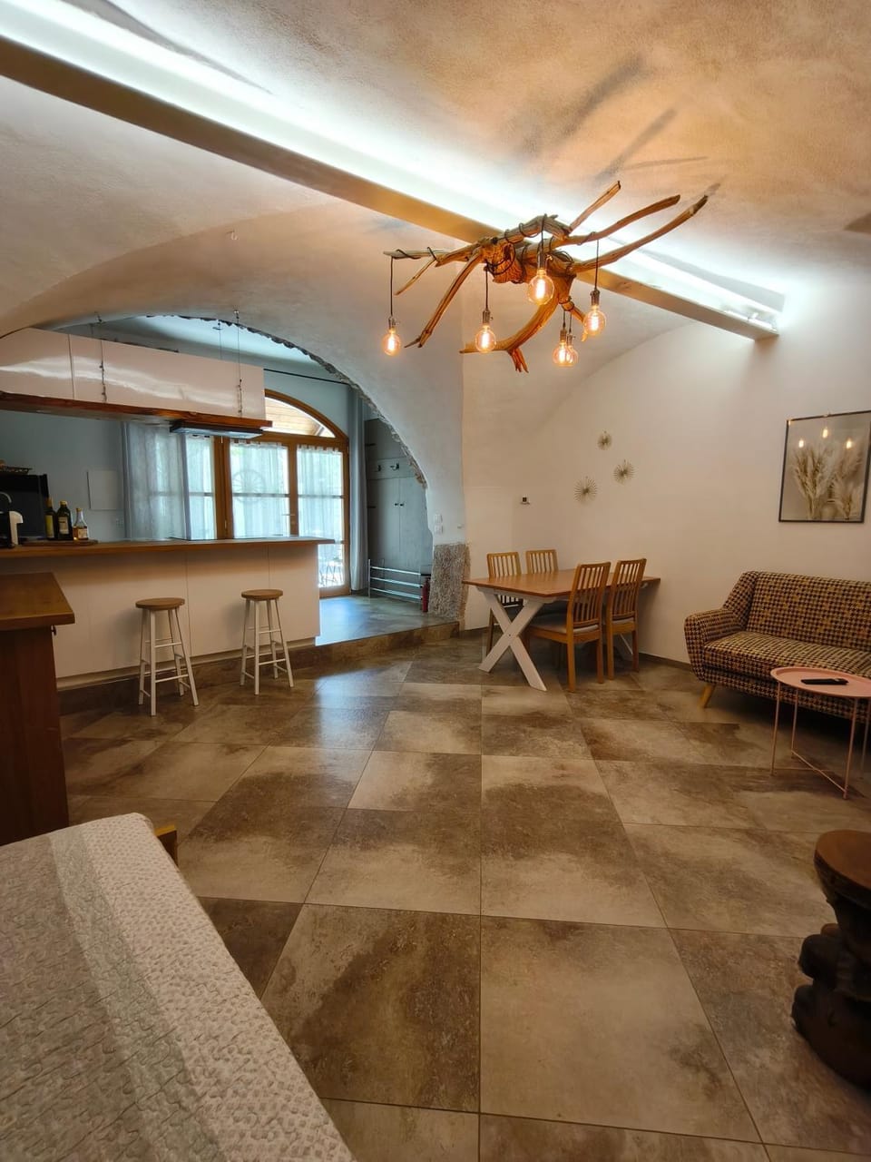 Living room, kitchen