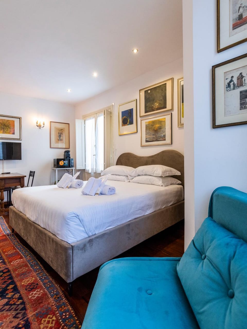 Living room, Bedroom