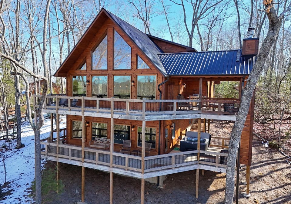 Stoneman Lodge | Hot Tub | Wifi | New Cabin | Outdoor Fireplaces Cabin in Georgia