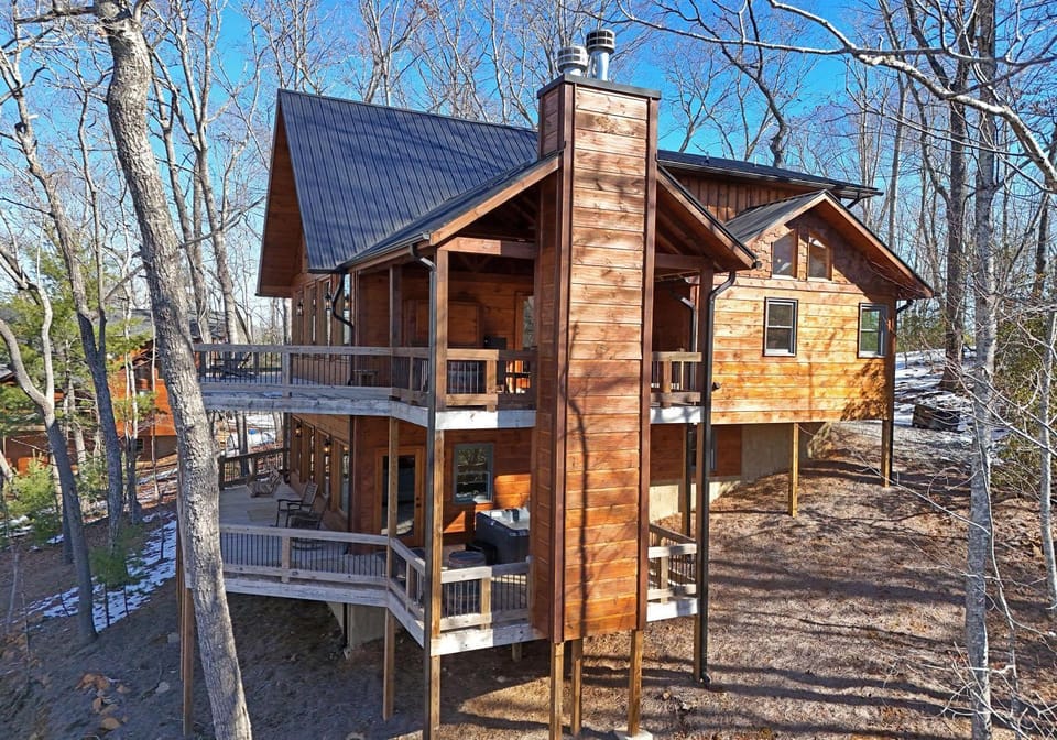 Stoneman Lodge | Hot Tub | Wifi | New Cabin | Outdoor Fireplaces Cabin in Georgia