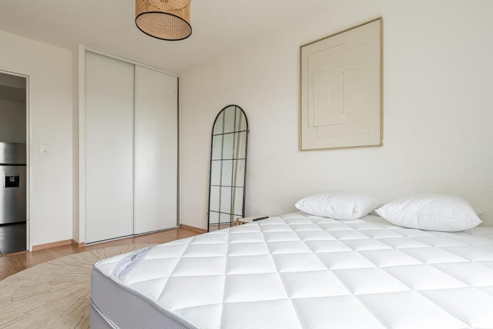 Geneva Téléphérique Flat Apartment in Canton of Geneva
