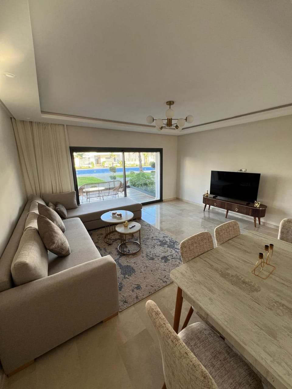 Living room, Seating area