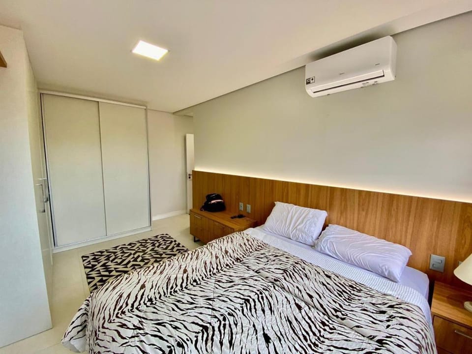 Cobertura de 3 dormitórios com spa Apartment in State of Santa Catarina