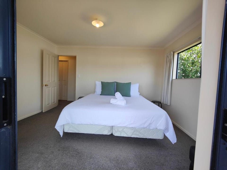 Te Anau Mountain Views House in Te Anau