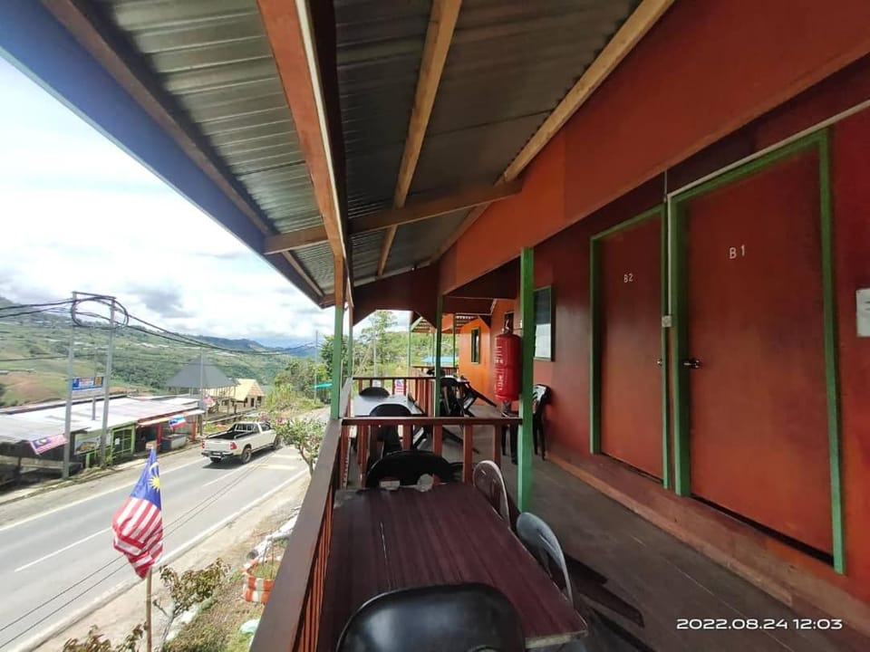Walai Tokou Awang Homestay Kundasang Vacation rental in Sabah