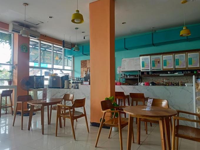 Lounge or bar