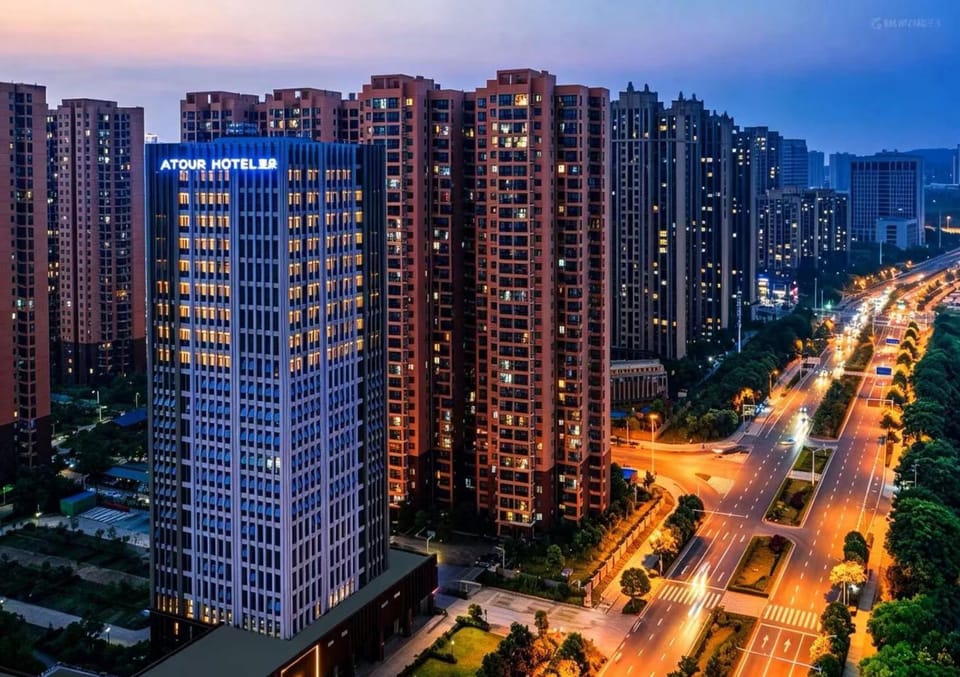 Atour Hotel Wuhan East Railway Station Optics Valley High-tech Hotel in Wuhan