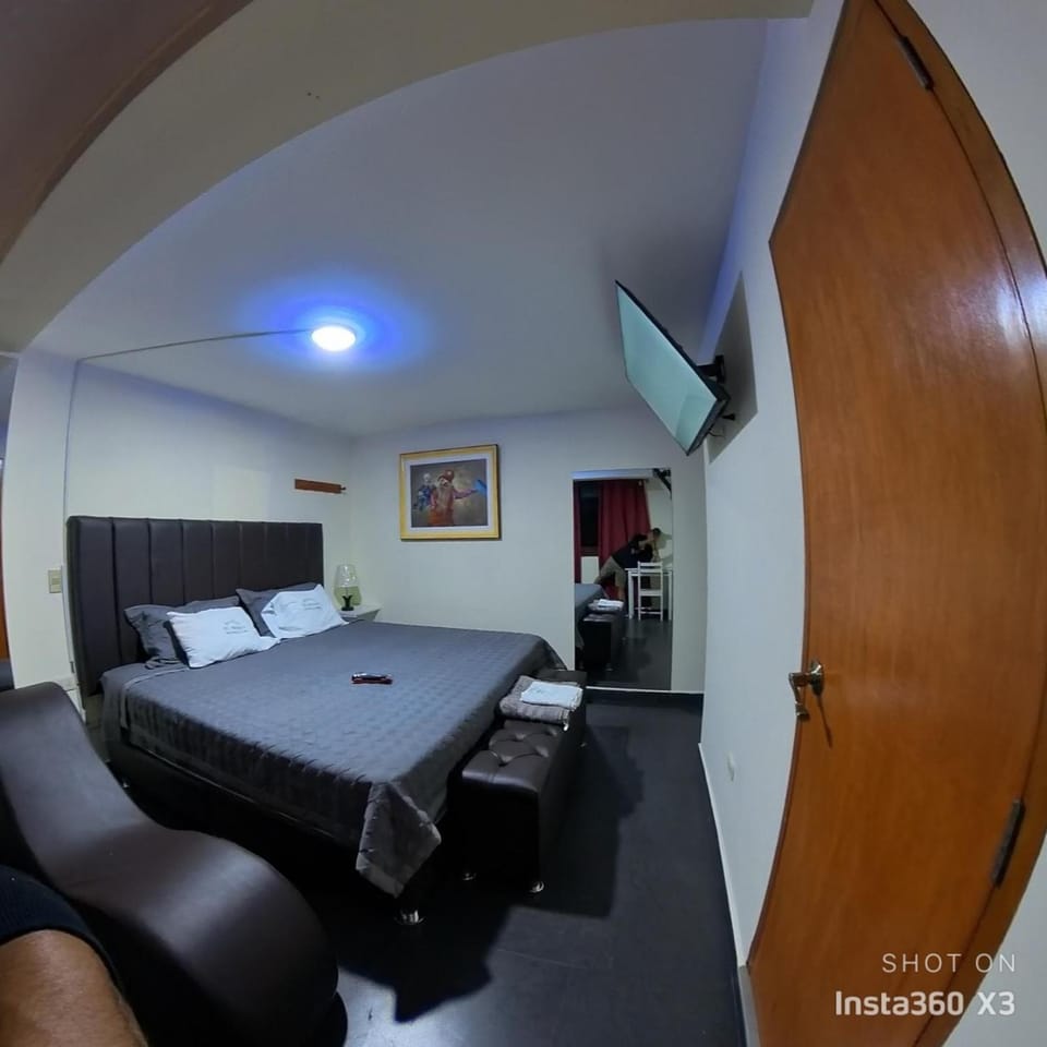 TV and multimedia, Photo of the whole room