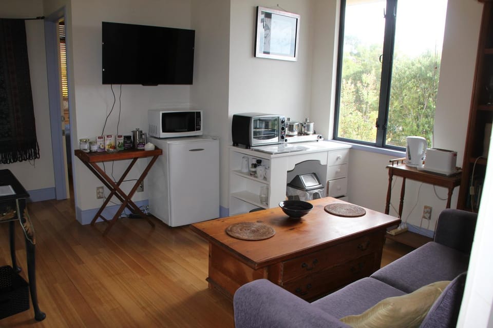 TV and multimedia, Kitchen or kitchenette, oven