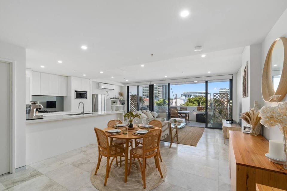 Other, Dining area