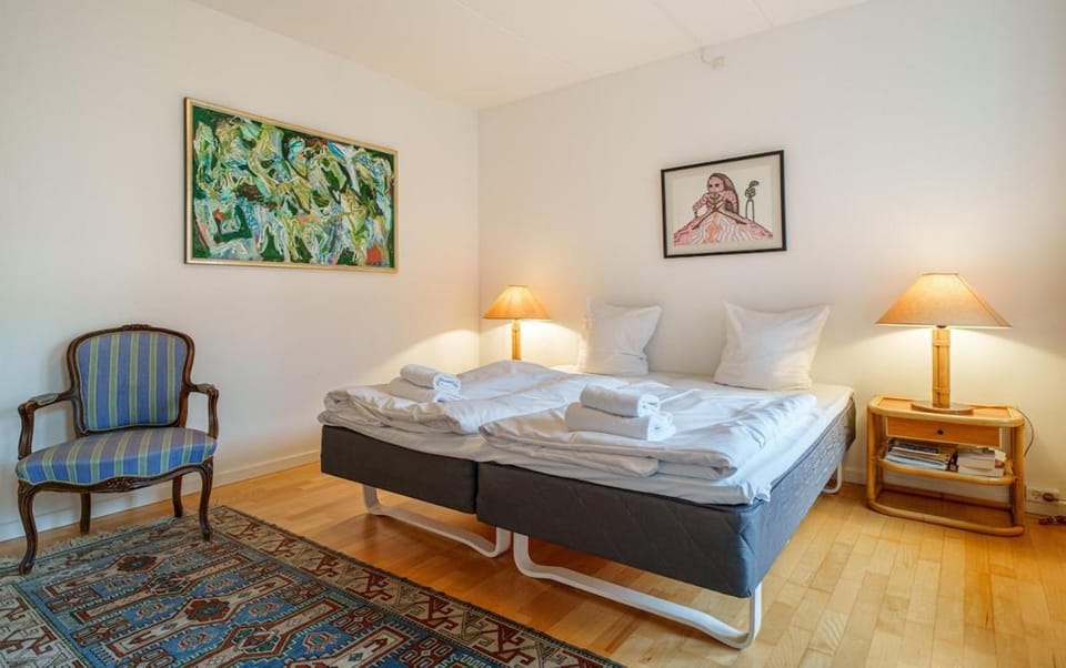 Spacious Canal-View Apartment Near Metro in Christianshavn Apartment in Copenhagen