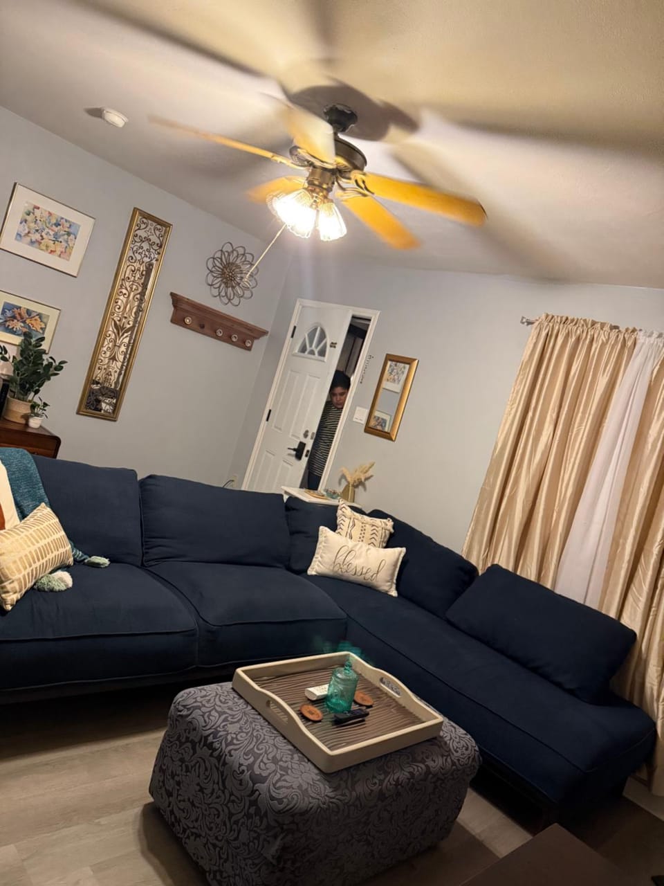 Bluebonnet apartment Athens tx king size bed 2 min from courthouse Apartment in Texas