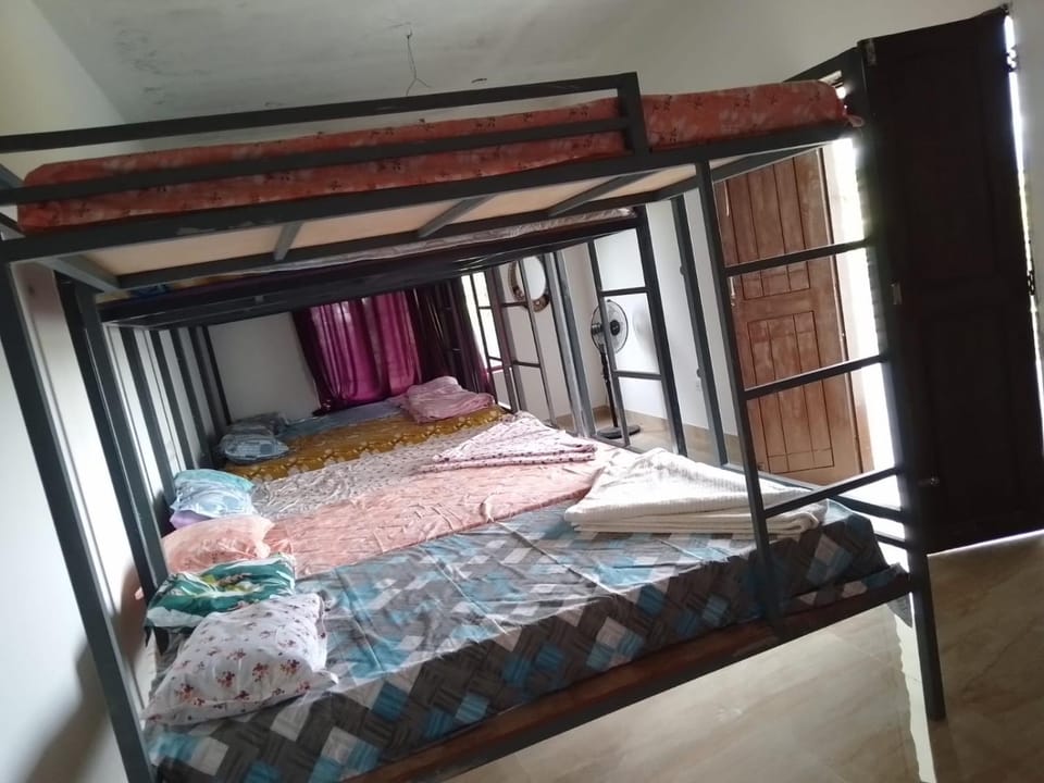 bunk bed