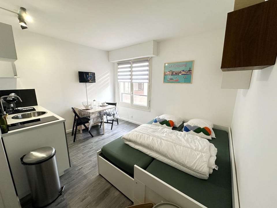 Studio équipé pour 2 personnes port olonna Apartment in Olonne-sur-Mer