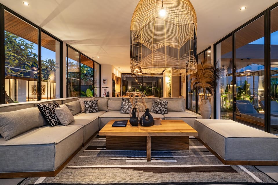 Living room, Seating area