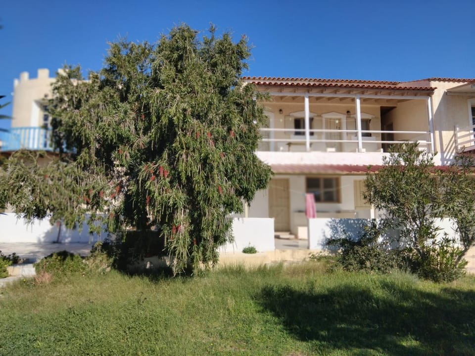 Petrakis Aris Beach Apartments Apartment in Crete