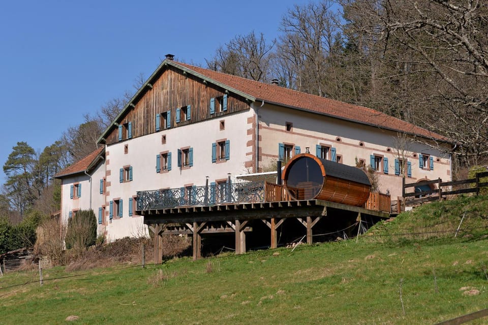 Property building, Balcony/Terrace