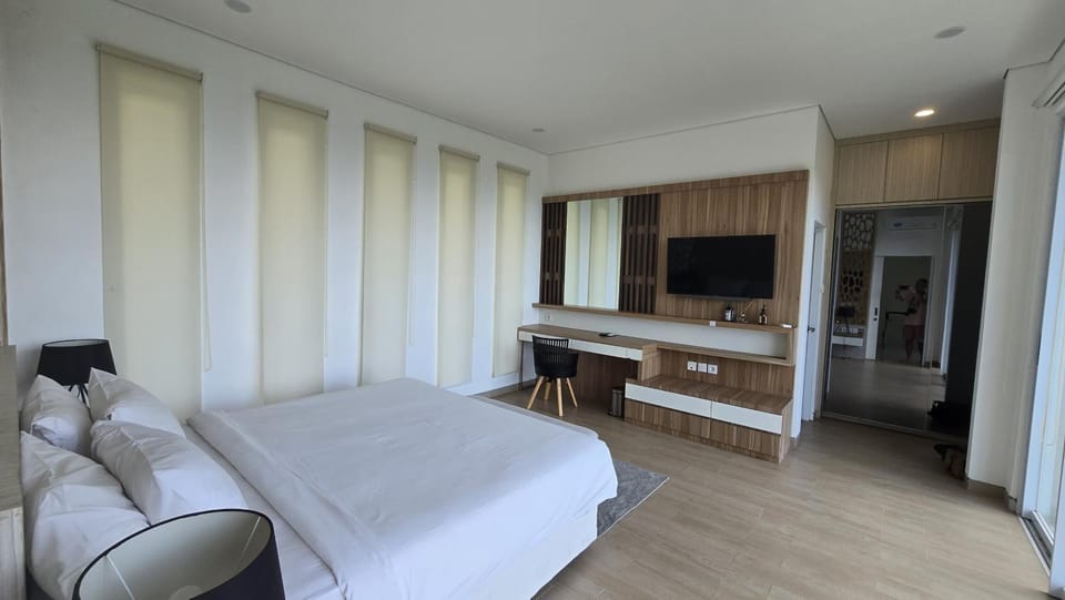 Melase Hill Suite Villa Apartment in Batu Layar