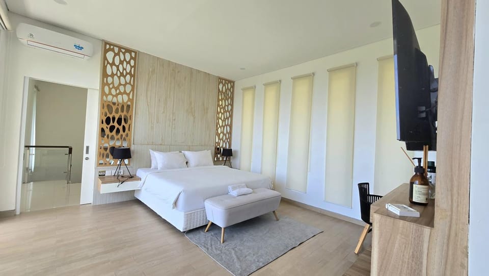 Melase Hill Suite Villa Apartment in Batu Layar