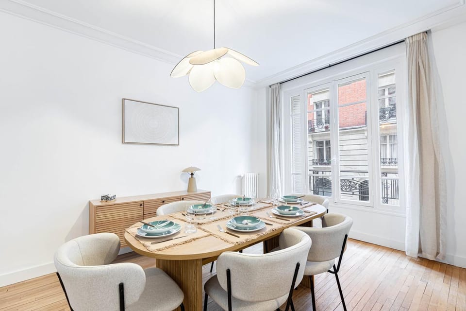 GuestReady - Stylish Escape near Attractions Apartment in Paris