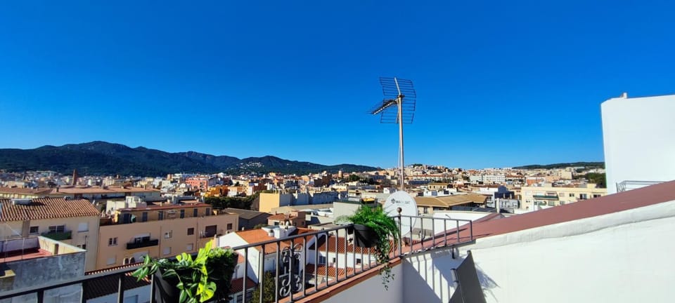 Day, Neighbourhood, Natural landscape, City view, Mountain view