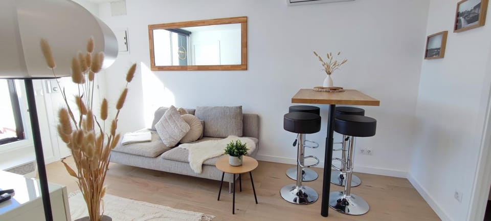 Living room, air conditioner