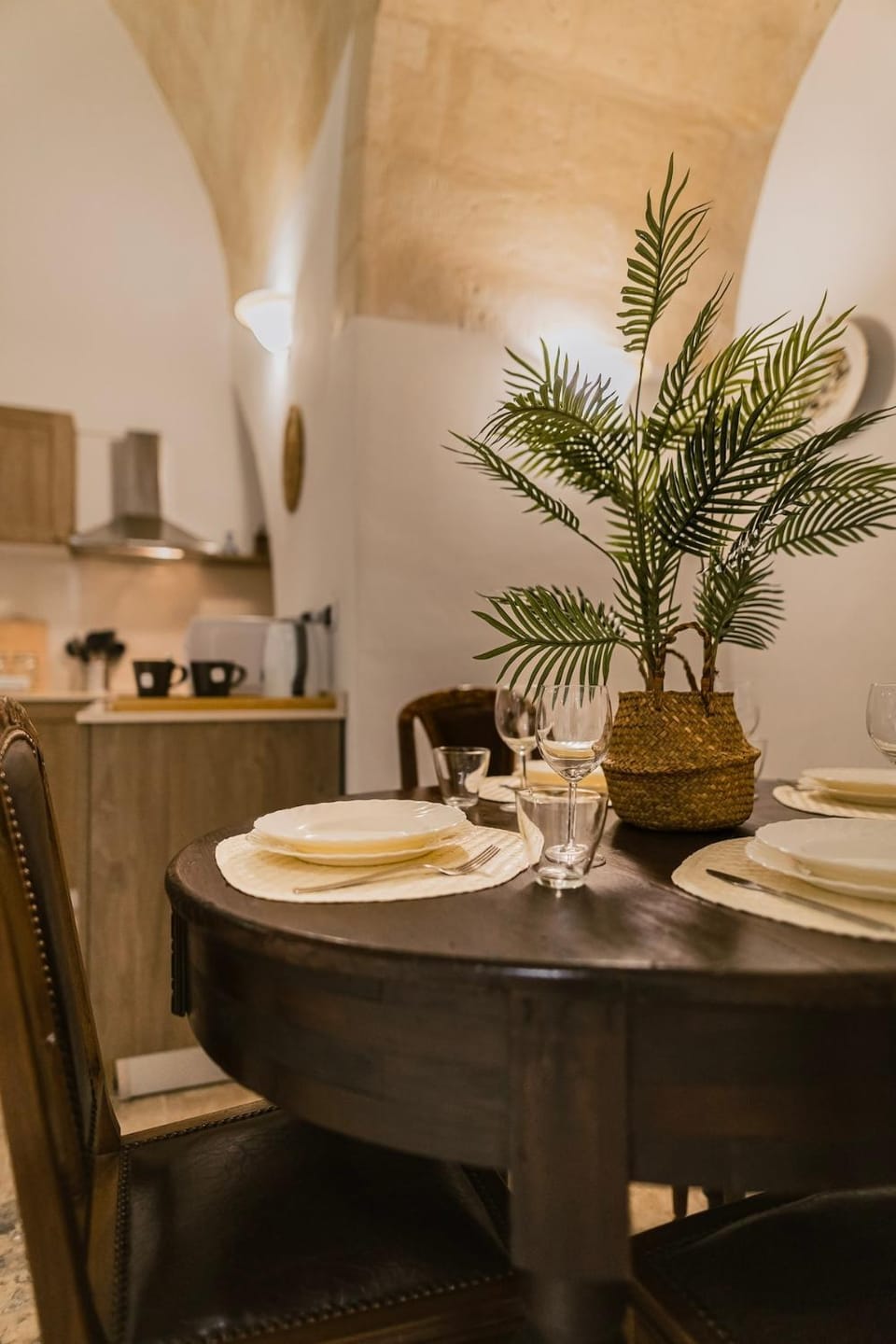 Sassi Suite - Elegant Historic Home Apartment in Matera