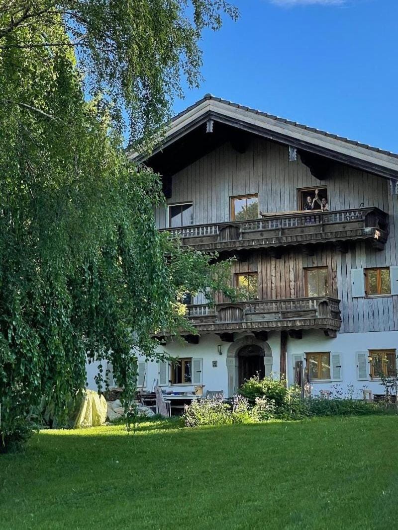 ChiemseeRefugium - Ferienwohnung Berg Apartment in Aschau im Chiemgau