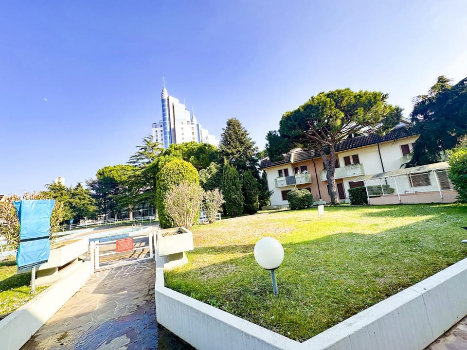Bird's eye view, View (from property/room), Swimming pool, Inner courtyard view
