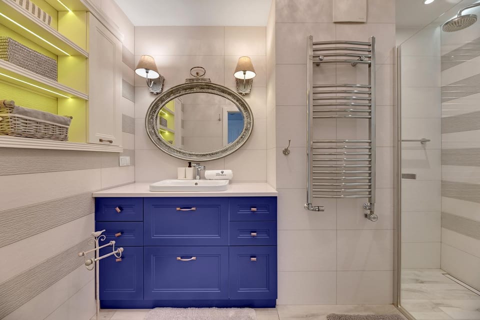 Shower, Bathroom